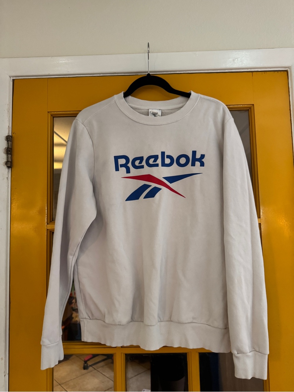 Reebok Men’s White Crewneck Sweatshirt with Blue and Red Logo
